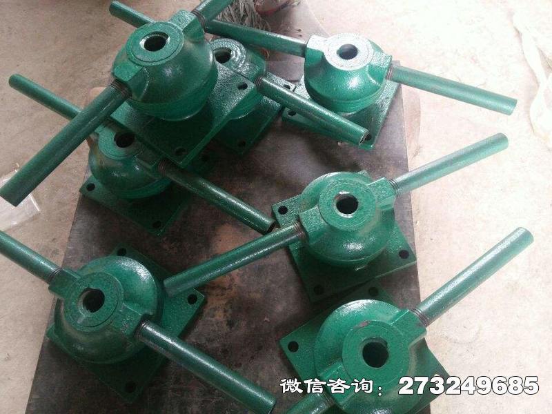 平推螺桿閘門(mén)啟閉機(jī)